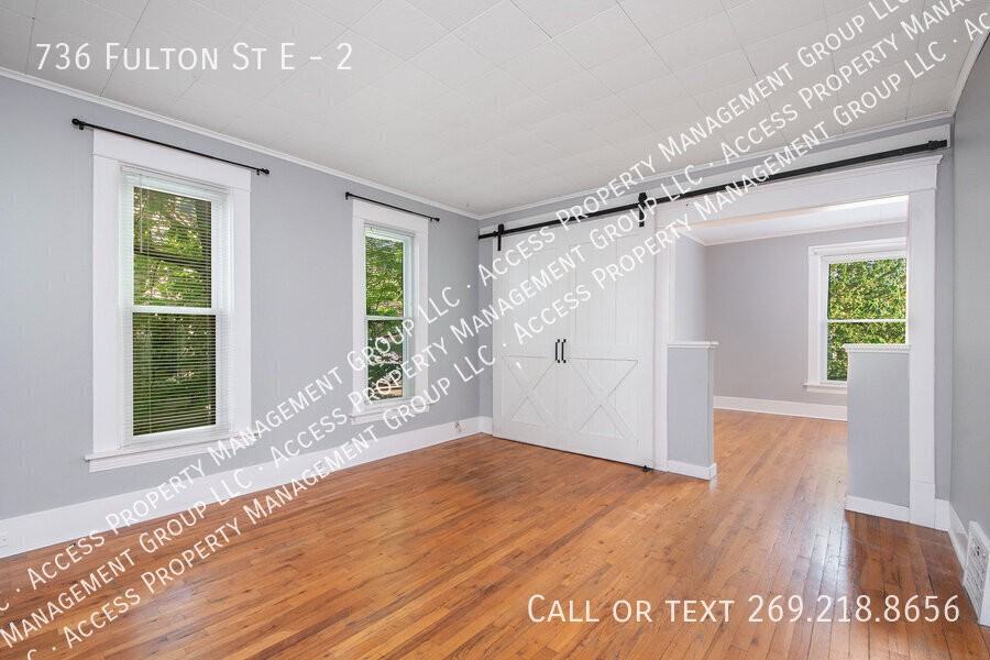 736 Fulton St E #2 - Photo 3 of 13