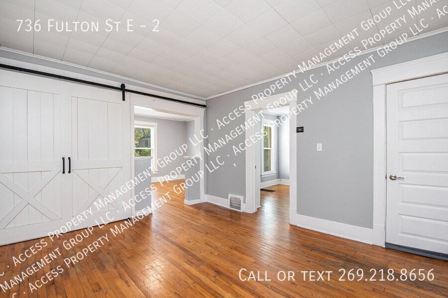 736 Fulton St E #2 - Photo 4 of 13