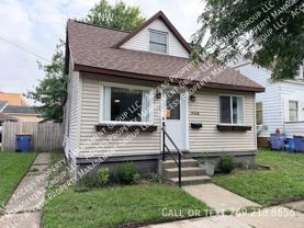 908 Courtney St Nw - Photo 1 of 1