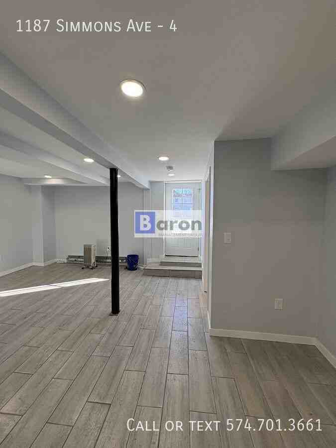 1187 Simmons Ave #4 - Photo 3 of 8