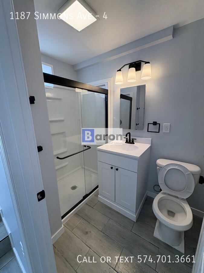 1187 Simmons Ave #4 - Photo 6 of 8