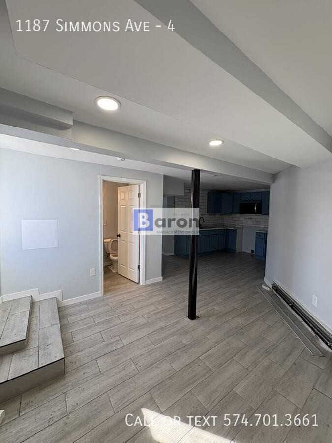 1187 Simmons Ave #4 - Photo 7 of 8