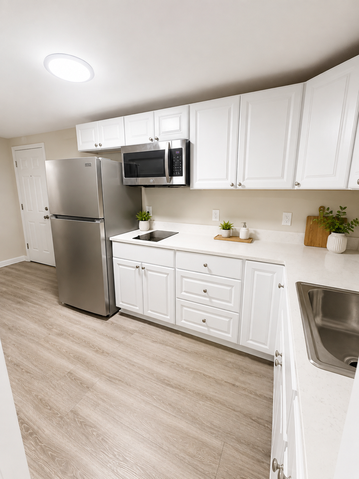 1505 E Kiowa St #2 - Photo 4 of 14