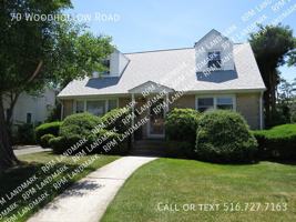featured image of 70 Woodhollow Rd