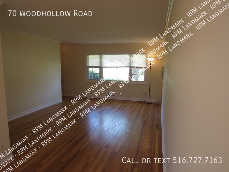 70 Woodhollow Rd - Photo 3 of 10