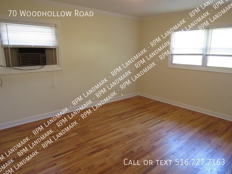 70 Woodhollow Rd - Photo 5 of 10