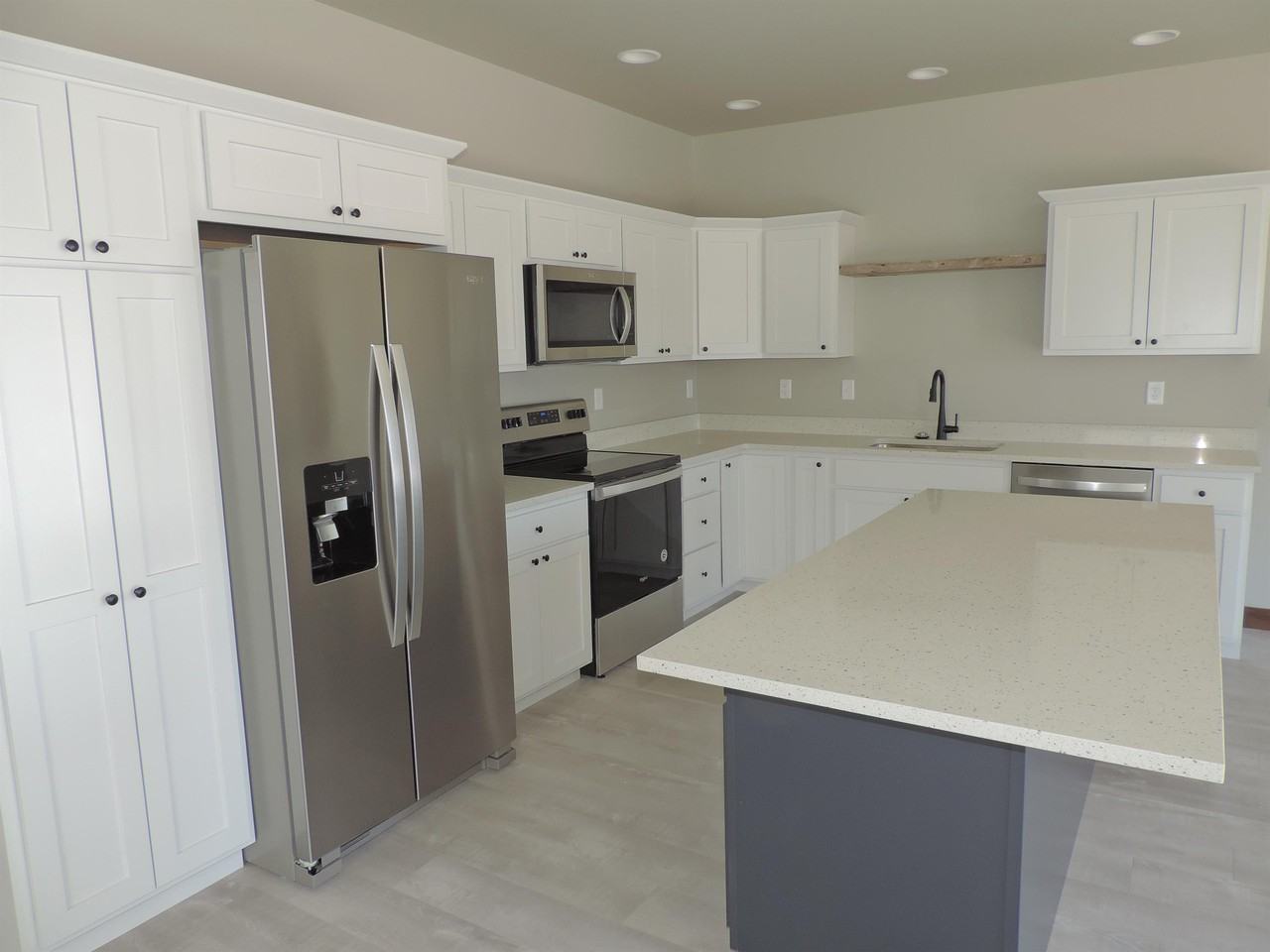 1306 Fozzie Ln #C - Photo 2 of 11