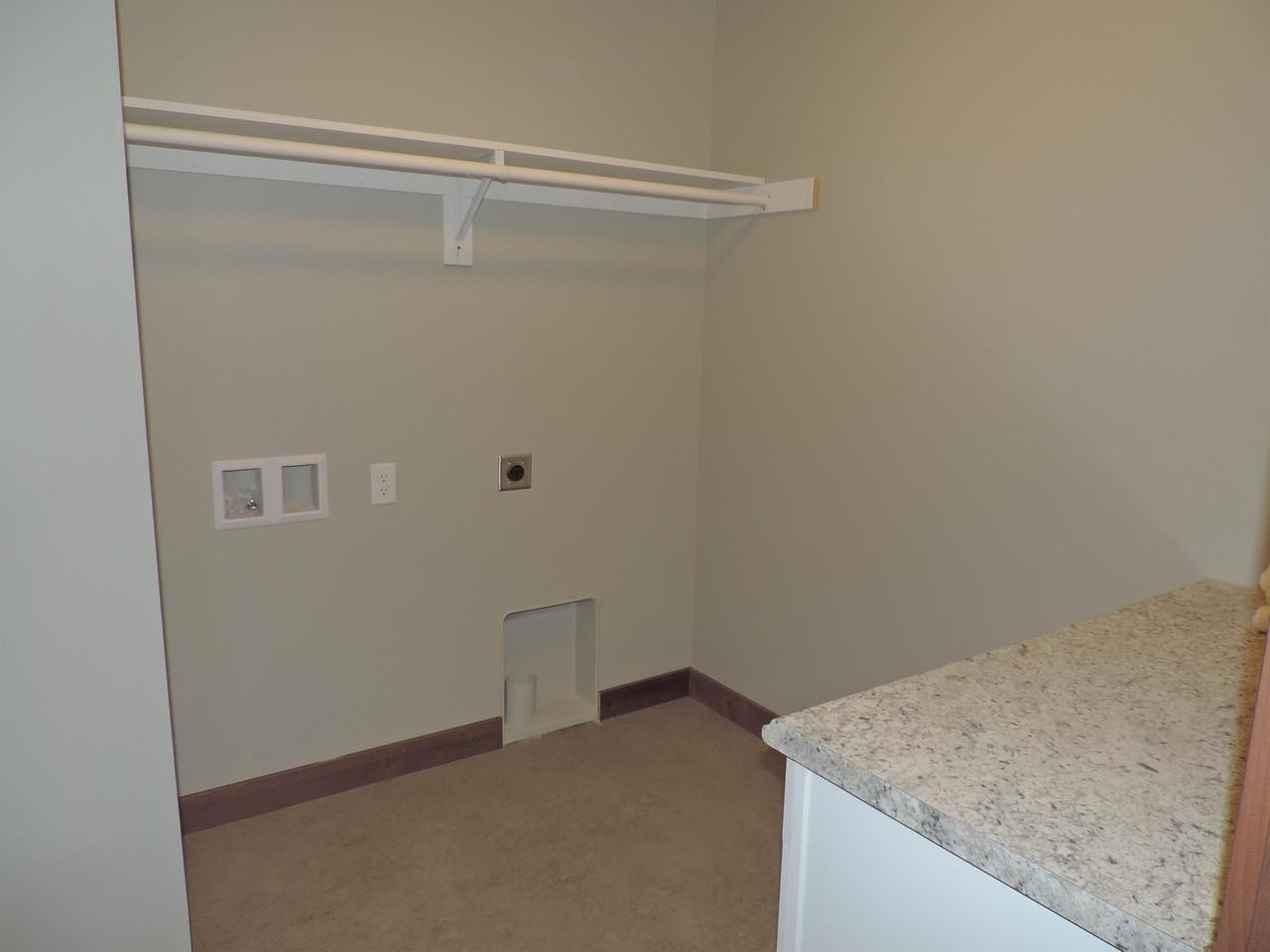1306 Fozzie Ln #C - Photo 5 of 11