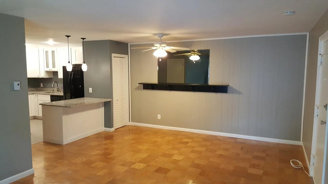 201 North Emory Drive, Unit 11 - Photo 4 of 21