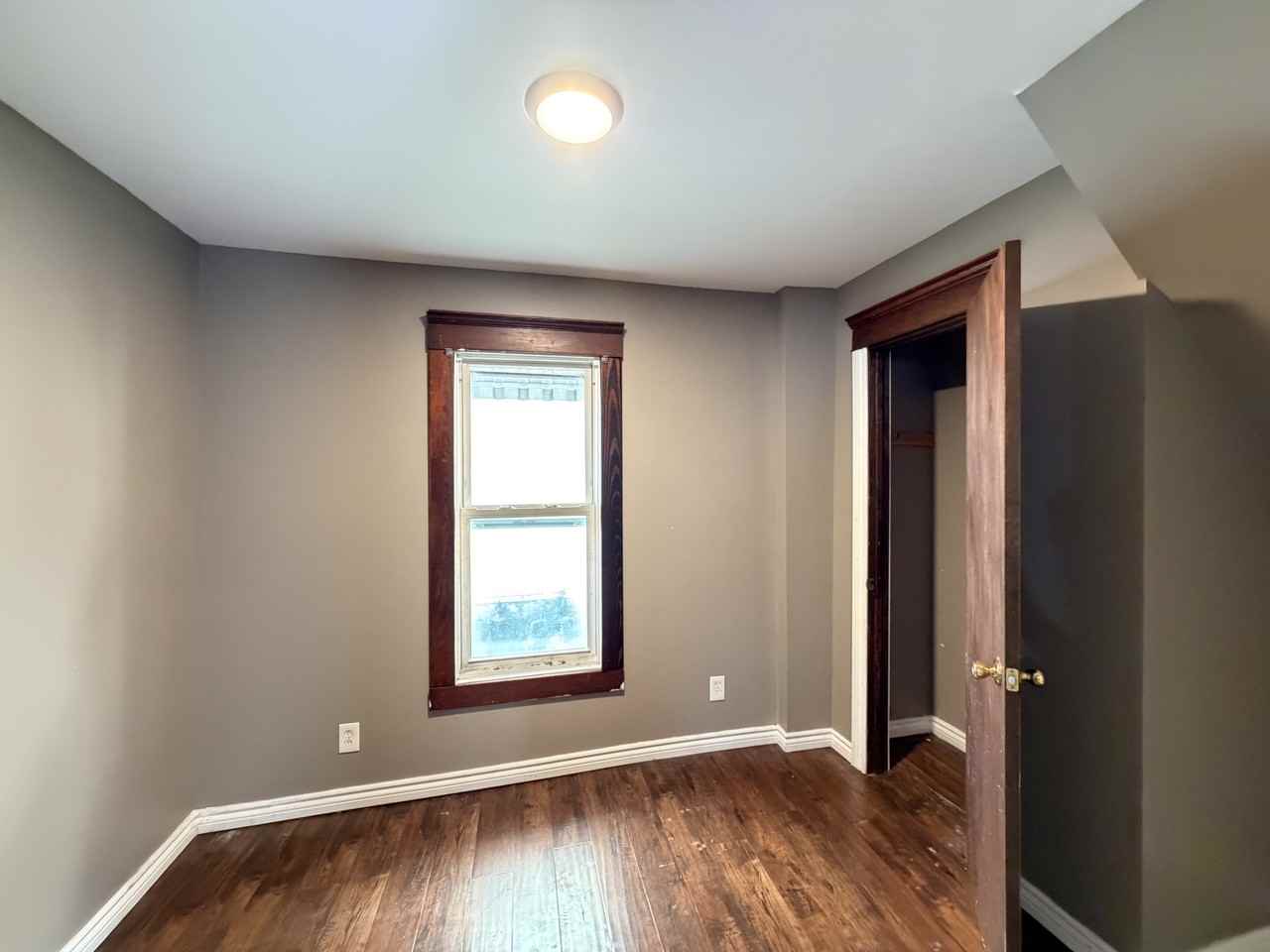 11 Pooley Place - Front House - Photo 7 of 20