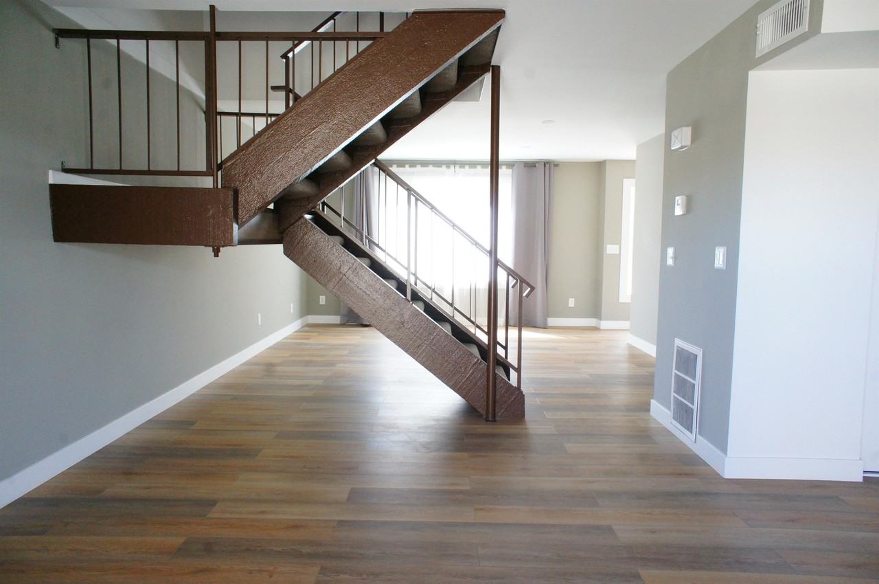 3827 S Mill Ave #1 - Photo 5 of 24