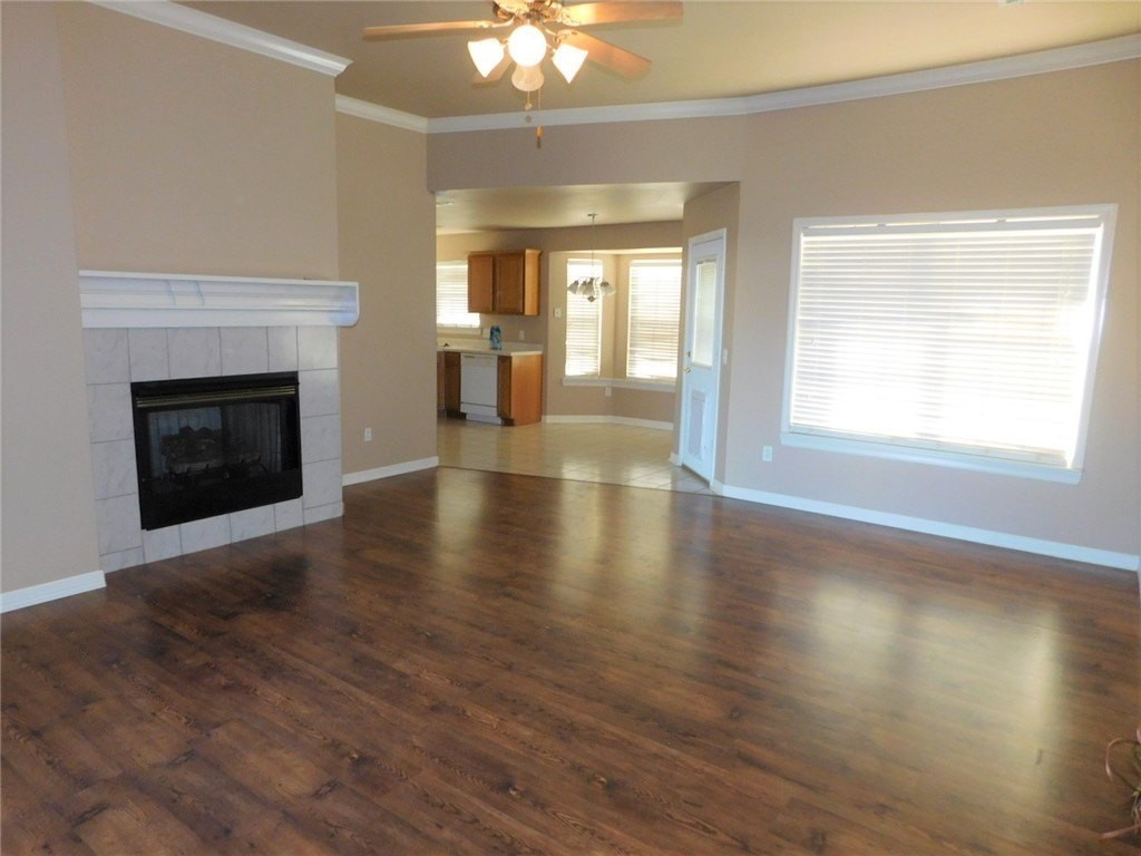 910 Sw Cheyenne Dr - Photo 3 of 10