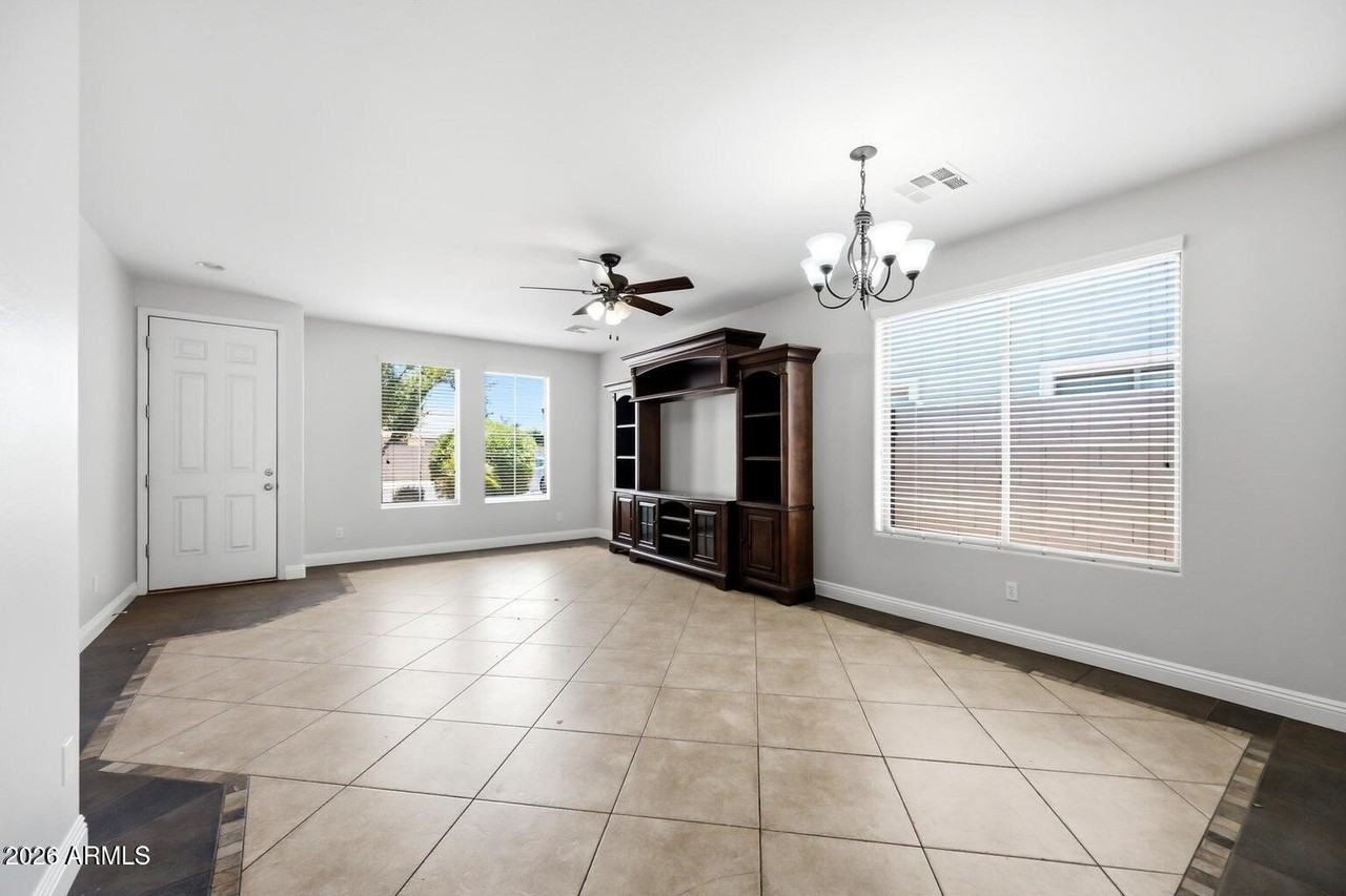 34634 N Appaloosa Way - Photo 5 of 22