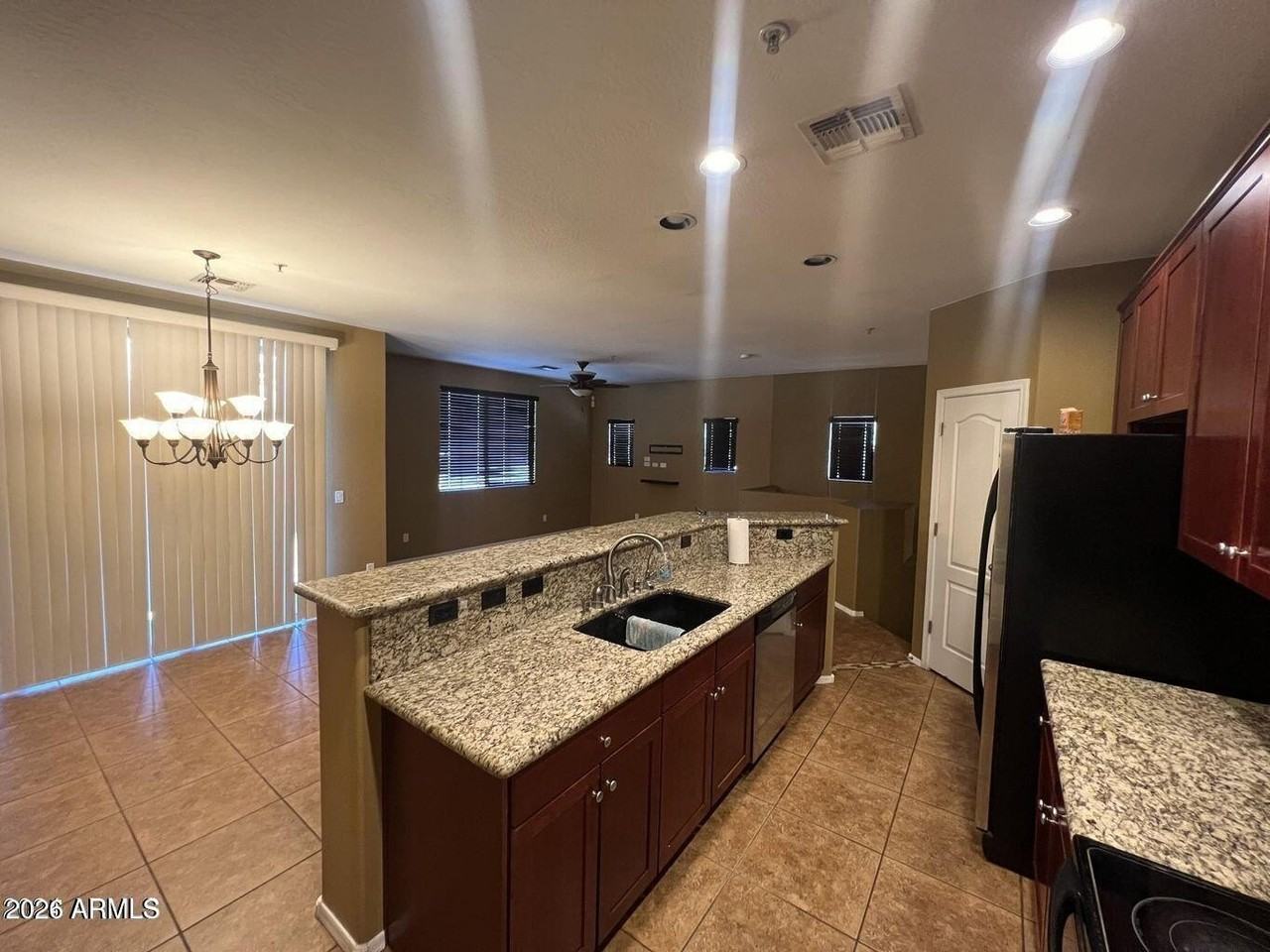 8153 W Groom Creek Rd - Photo 4 of 14