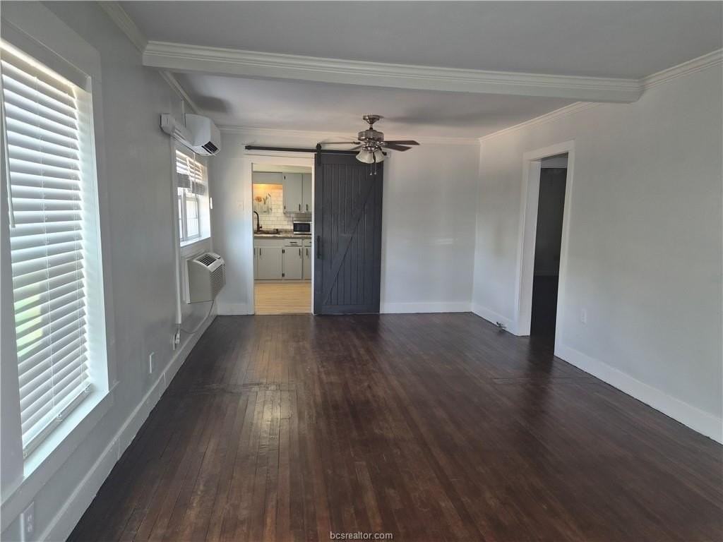 117 Royal St #A - Photo 2 of 9