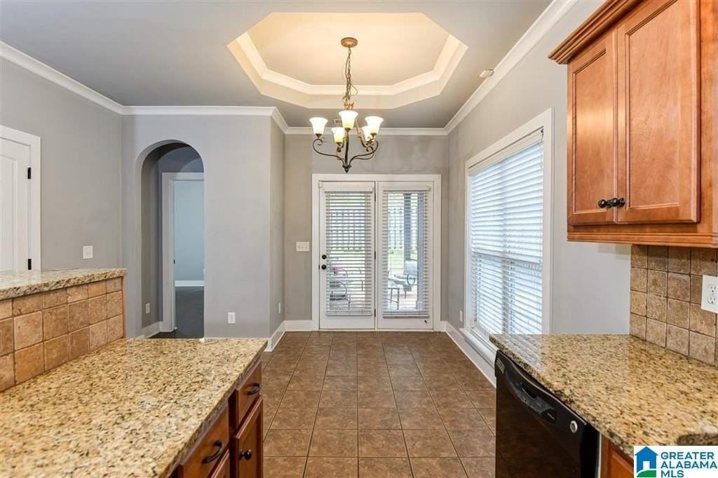 366 Kingston Cir - Photo 5 of 23