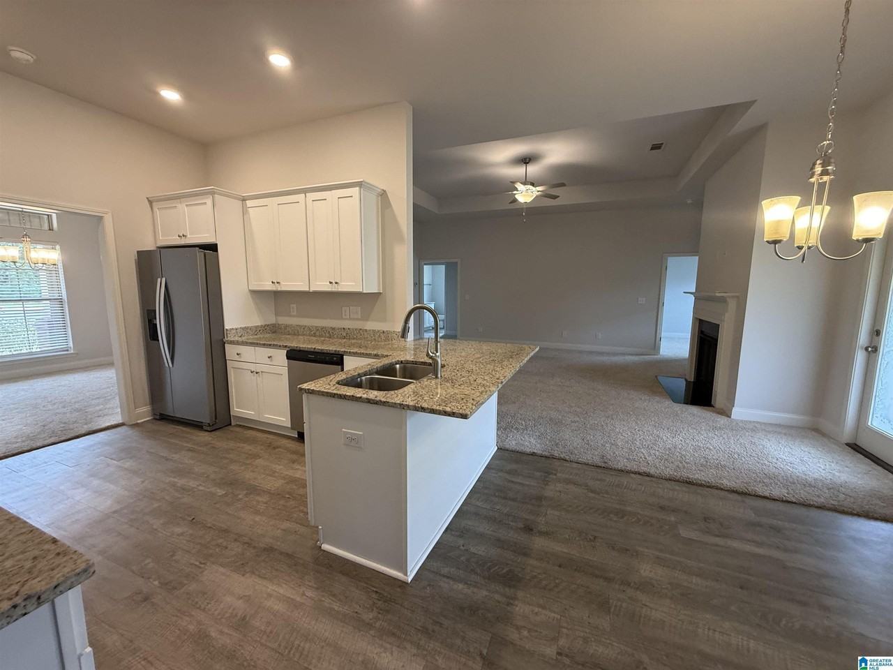 414 Harless Ln - Photo 3 of 17
