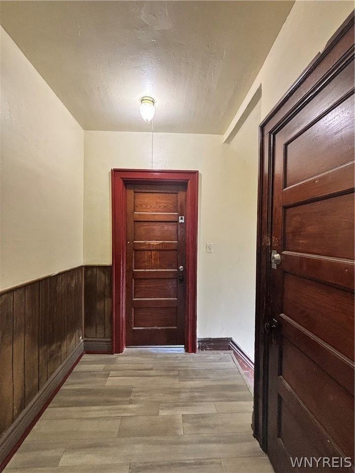 215 Ludington St #2 - Photo 4 of 16