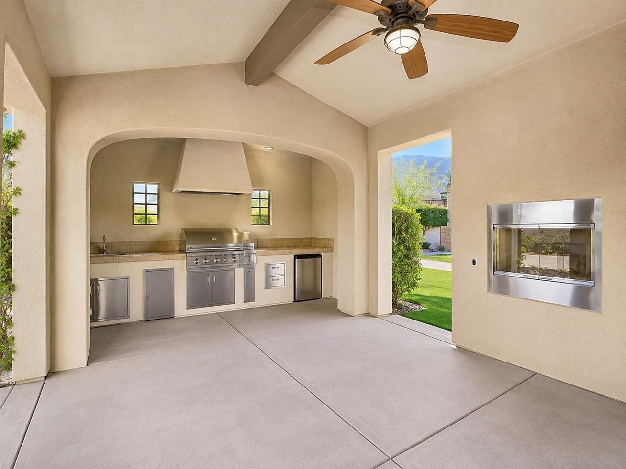 3035 Arroyo Seco - Photo 6 of 42