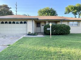 featured image of 905 Cottonwood St #1