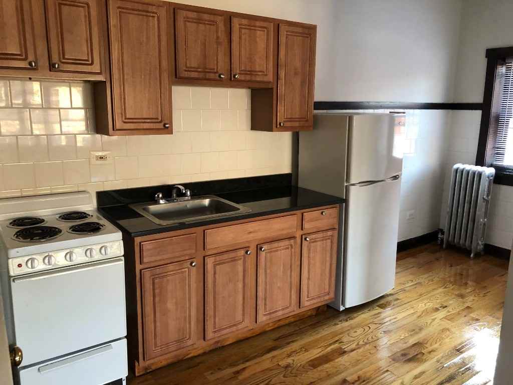 4019 W Irving Park Rd #4019-302 - Photo 3 of 11