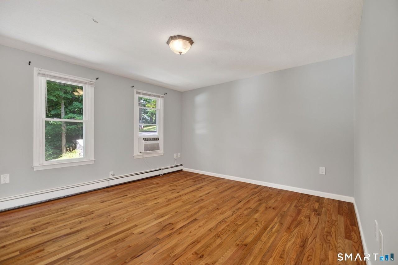 224 Anns Farm Rd - Photo 4 of 40