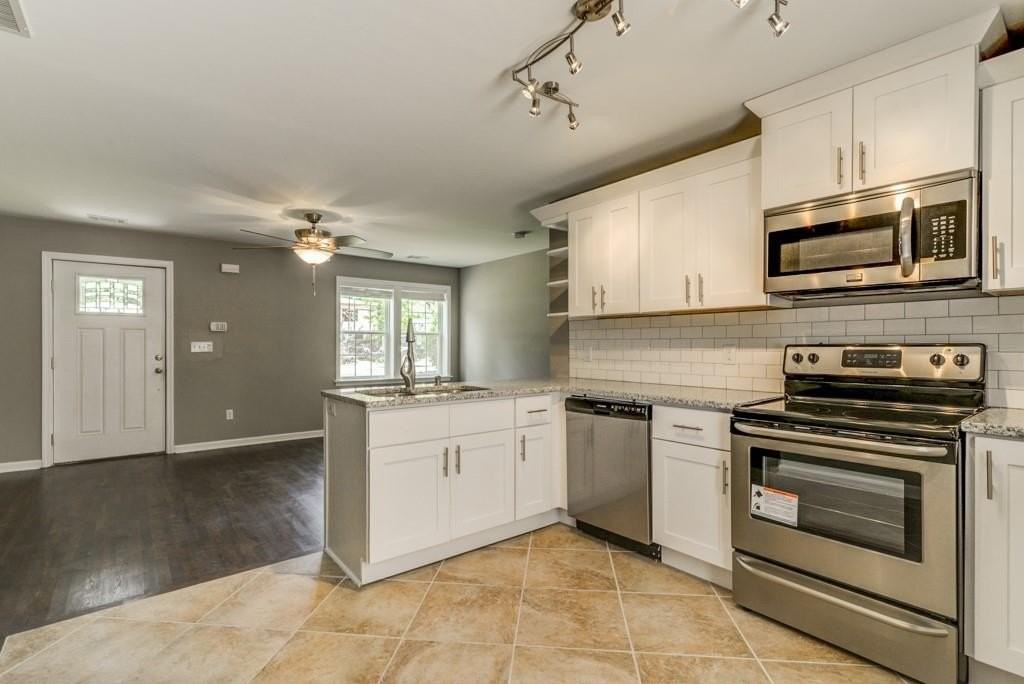 567 Ashburton Ave - Photo 5 of 22