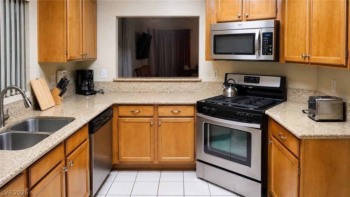 44 Fantasia Ln - Photo 3 of 13