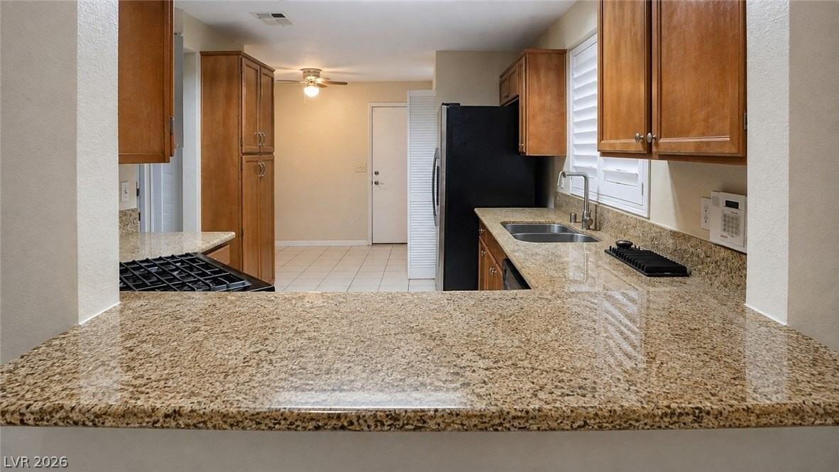 44 Fantasia Ln - Photo 4 of 13