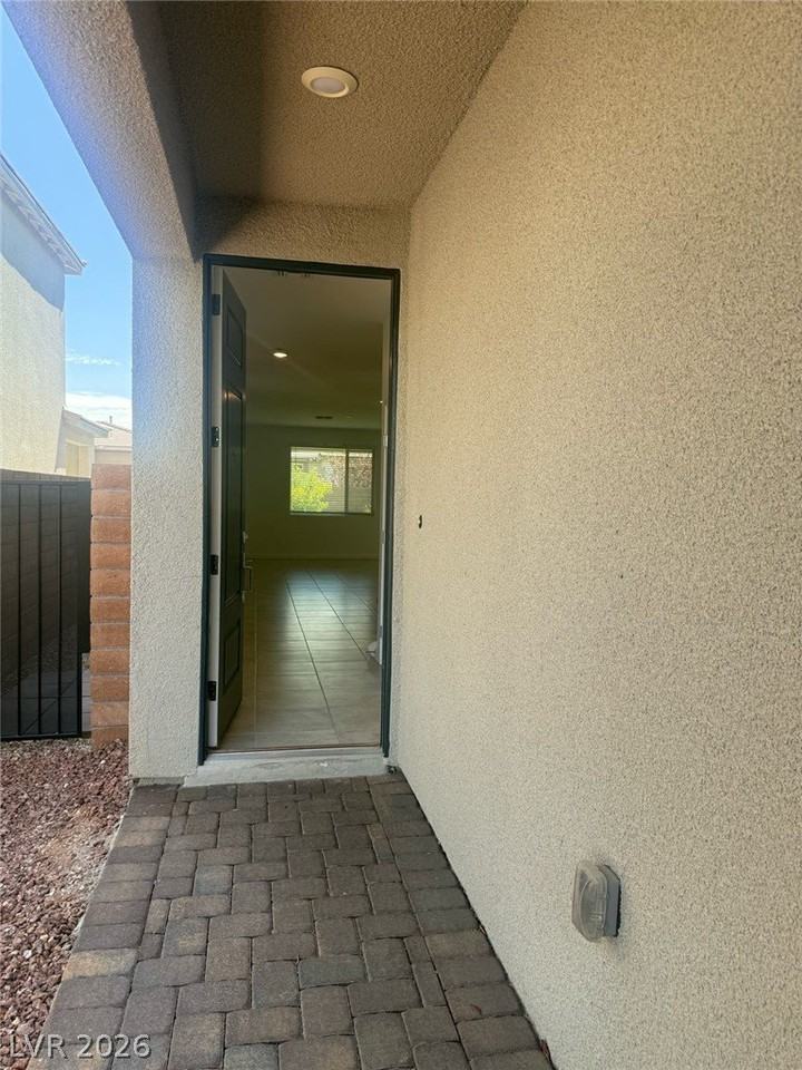 4146 Royal Melody Ct - Photo 2 of 32