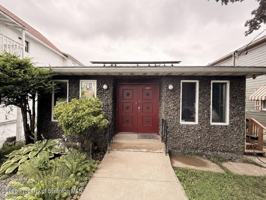 featured image of 328 Crown Ave
