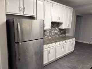 7229 S East End Ave #1 - Photo 5 of 6