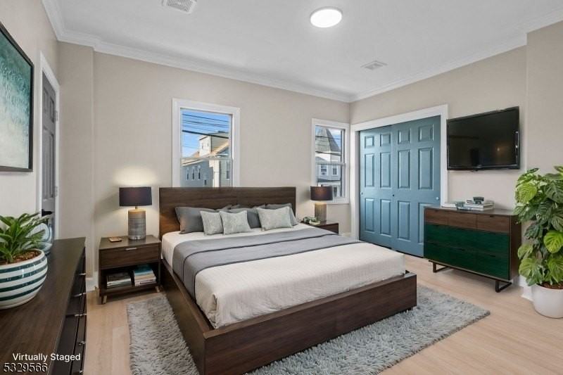 149 S Park St #2 - Photo 4 of 21