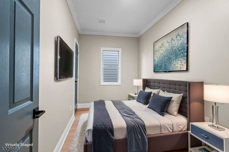 149 S Park St #2 - Photo 5 of 21