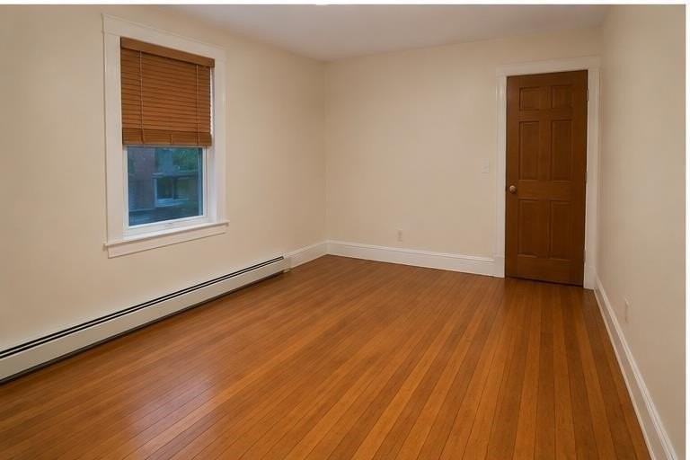 514 Cross St #2 - Photo 7 of 11