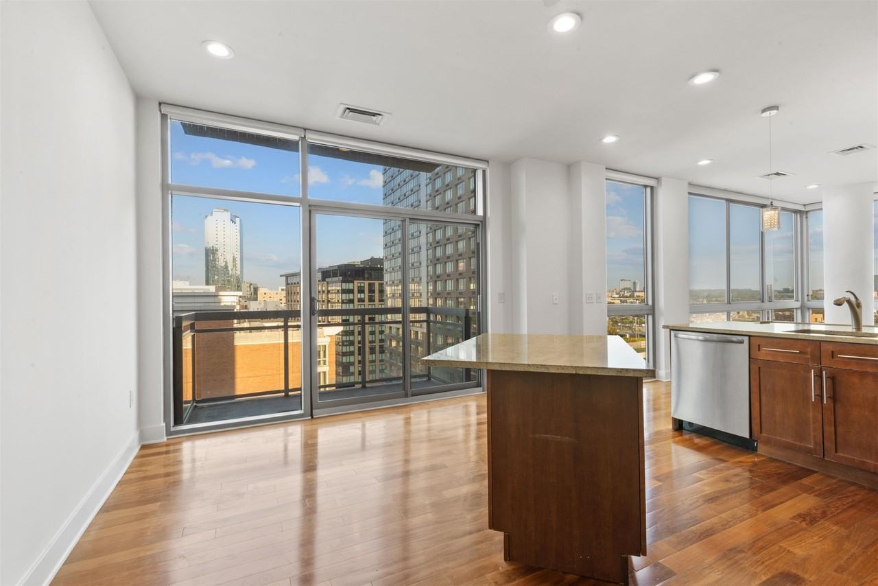 201 LUIS M MARIN BLVD #1001 - Photo 3 of 35