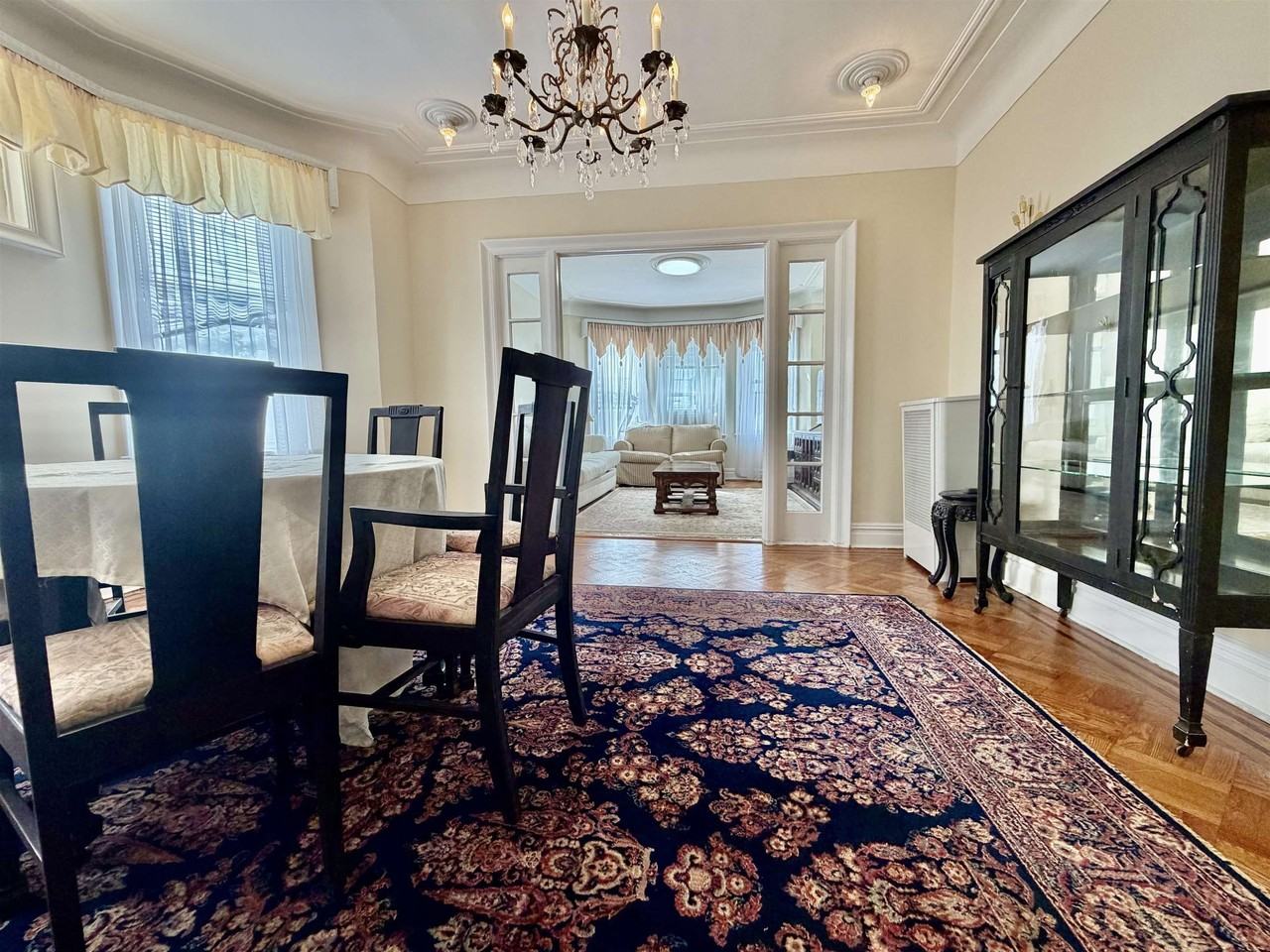 336 Avenue C - Photo 6 of 23