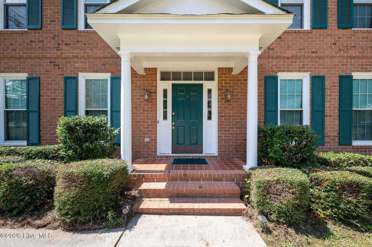 4418 Pierwood Way - Photo 2 of 34