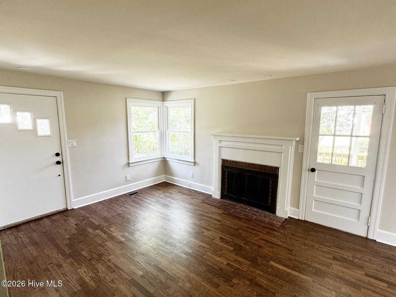 4110 Park Ave - Photo 2 of 10