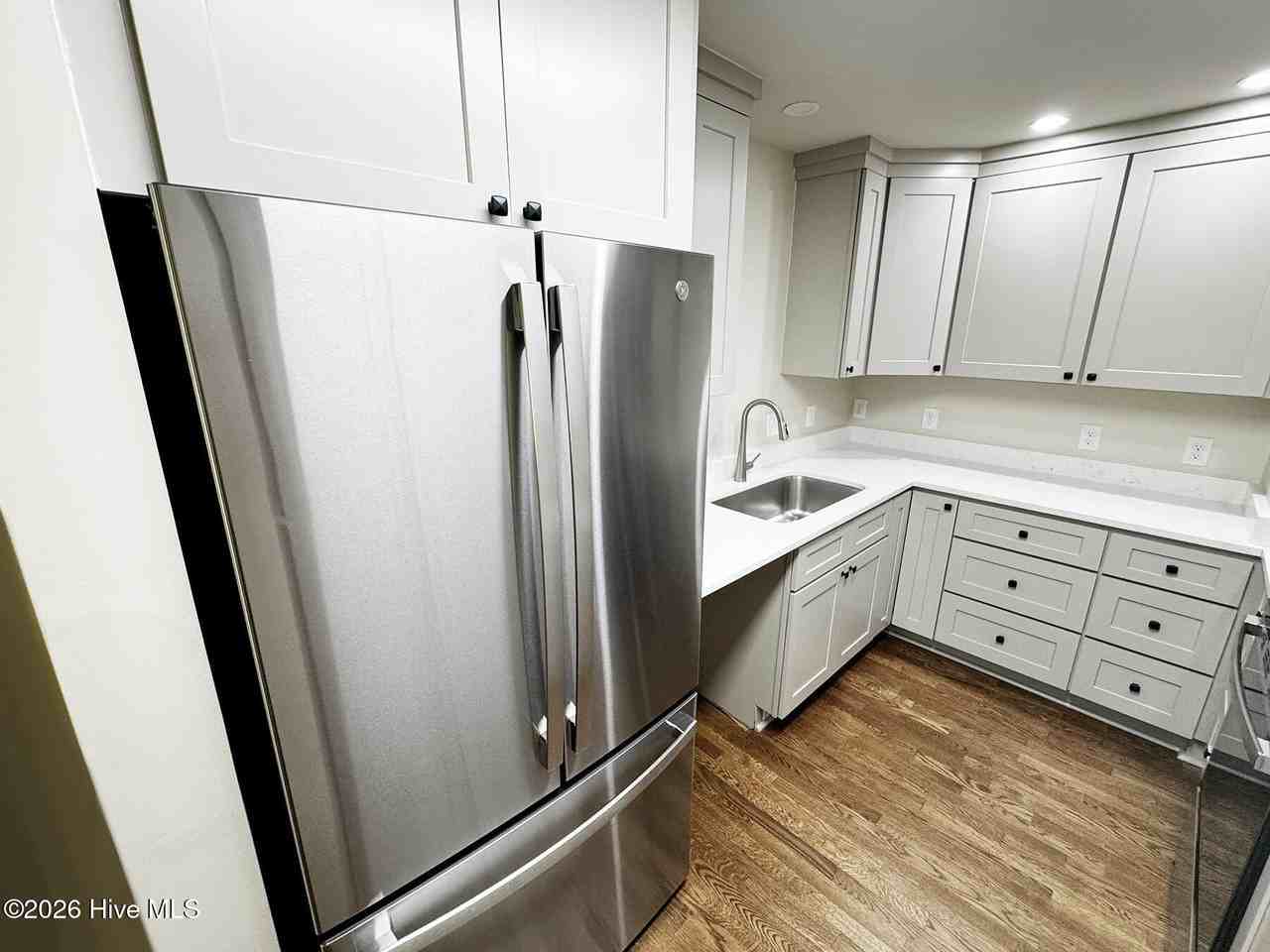 4110 Park Ave - Photo 3 of 10