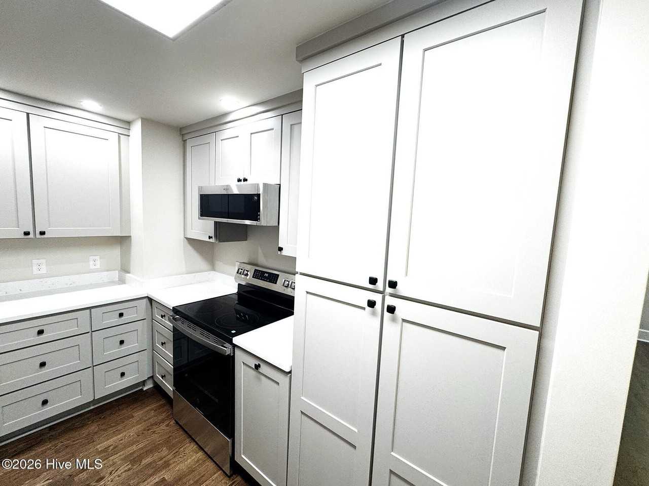 4110 Park Ave - Photo 4 of 10