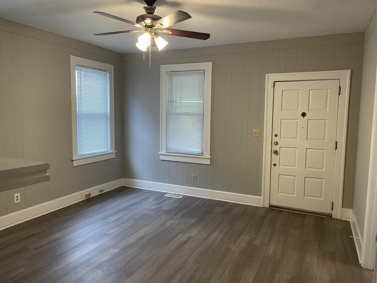 1807 Mcdowell St - Photo 2 of 15