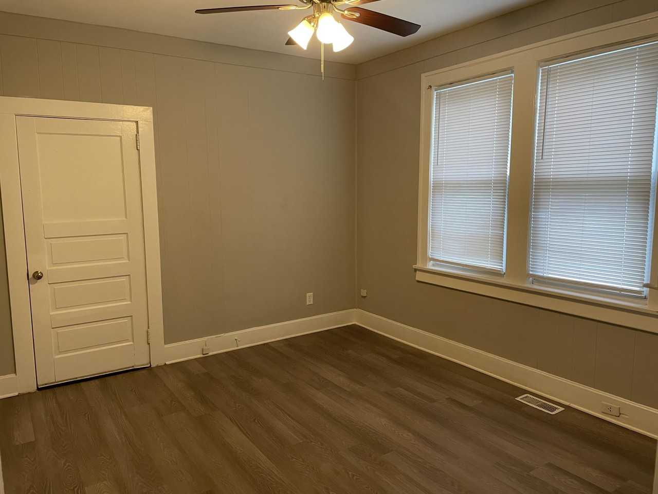 1807 Mcdowell St - Photo 5 of 15