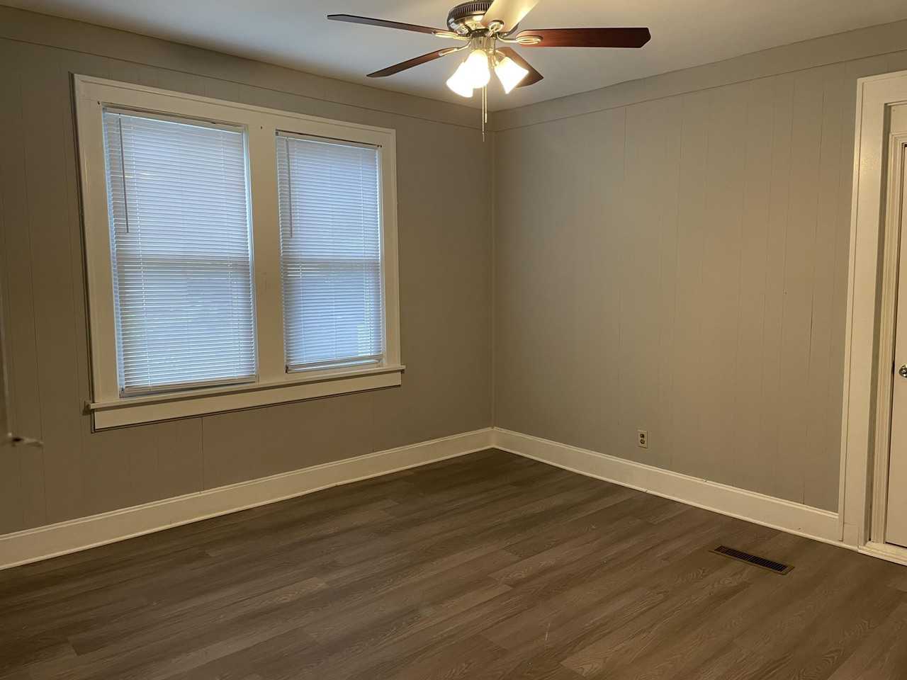 1807 Mcdowell St - Photo 6 of 15