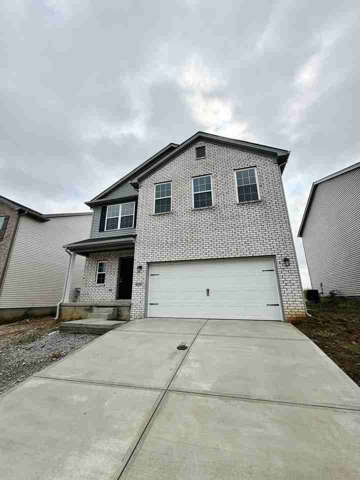 836 Halford Pl - Photo 2 of 26