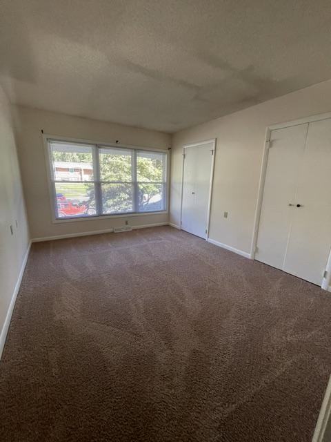 48 Dogwood Ct Apt E - Photo 7 of 10
