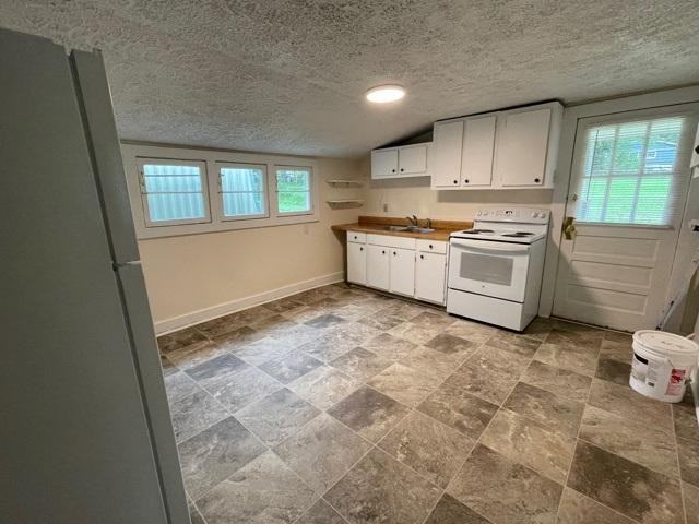 53 Ridgecrest Rd - Photo 3 of 8