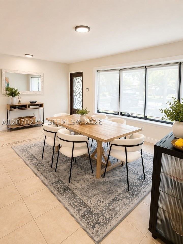 8345 Sw 82nd Ter #0 - Photo 4 of 27