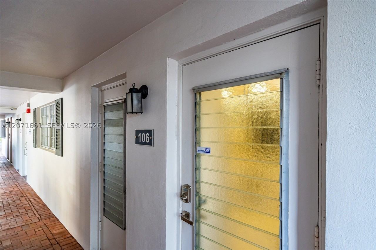 455 Paradise Isle Blvd #106 - Photo 3 of 19