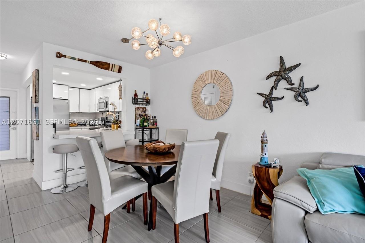 455 Paradise Isle Blvd #106 - Photo 6 of 19